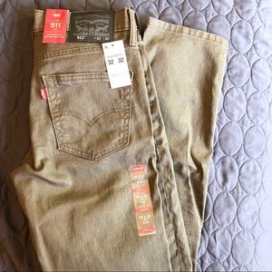 NWT Levi’s 511 slim New Khaki wash size 32x32
